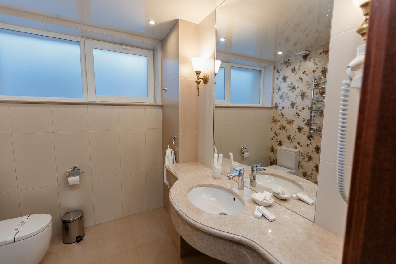 Galant Hotel Truskavets Luaran gambar